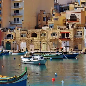 Bookarest Malta Ostello
